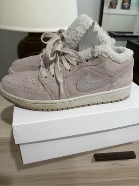 Jordan1 Suede Low-Top Sneakers with Shearling Trim